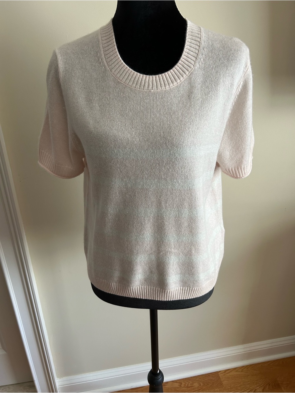 Splendid Pale Pink Short-Sleeve Crew Neck Sweater